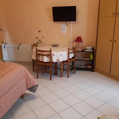 Apartment La Louviere Neris-les-Bains